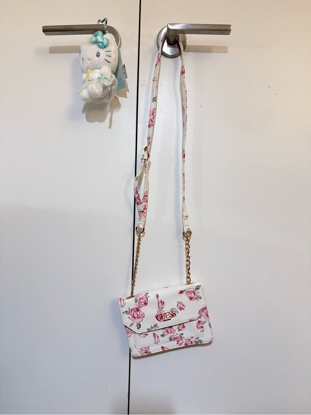GUESS White Crossbody with Pink Rose Print and Gold Chain